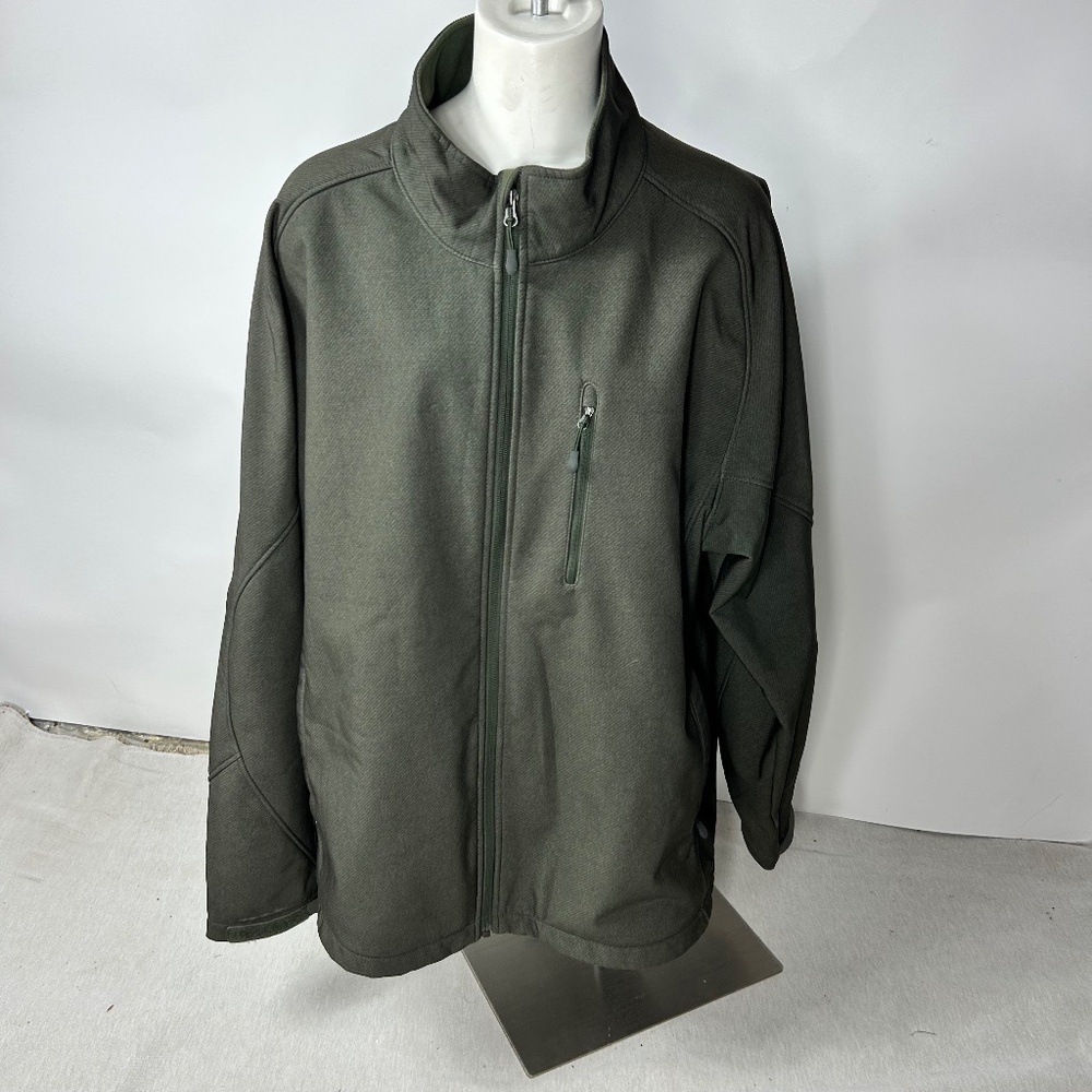 NEW Kirkland Signature Men’s Green Softshell Jacket – Size XXL Weather-Resistant